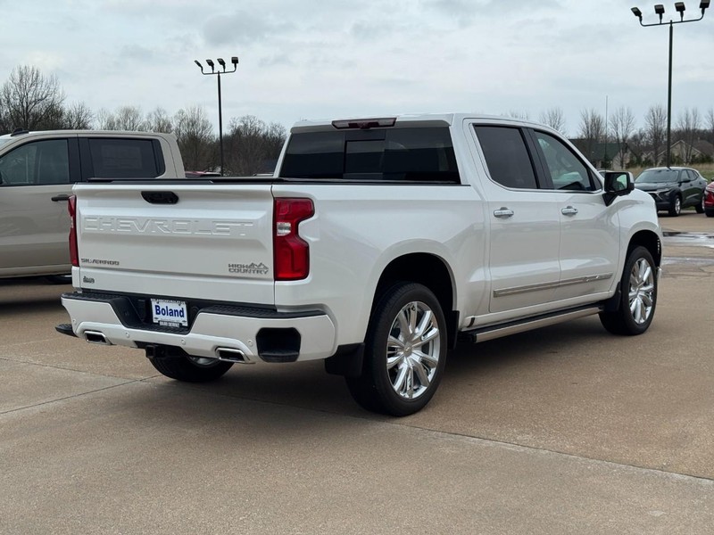 Chevrolet Silverado 1500 Vehicle Image 03