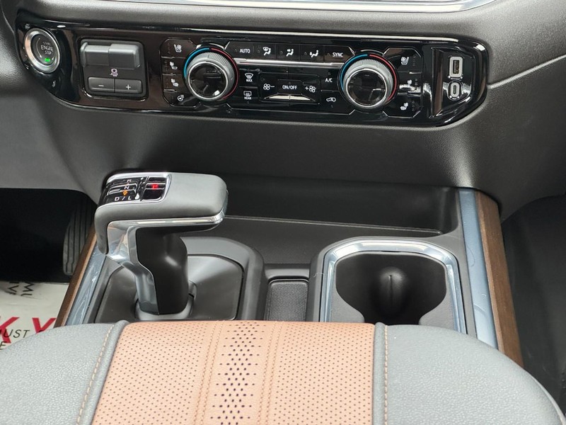 Chevrolet Silverado 1500 Vehicle Image 14