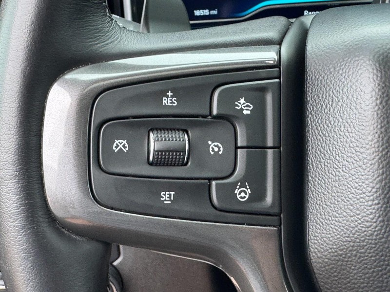 Chevrolet Silverado 1500 Vehicle Image 18