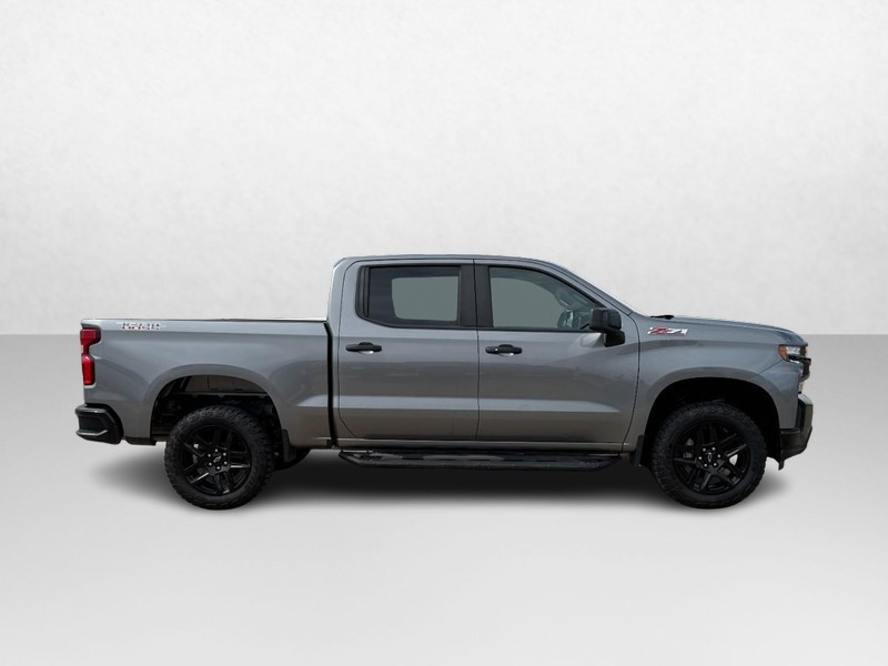 Chevrolet Silverado 1500 Vehicle Image 02