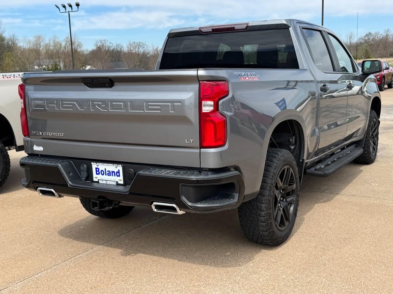 Chevrolet Silverado 1500 Vehicle Image 03