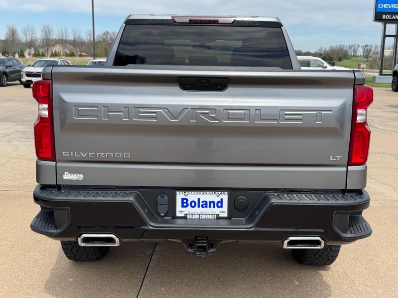 Chevrolet Silverado 1500 Vehicle Image 04