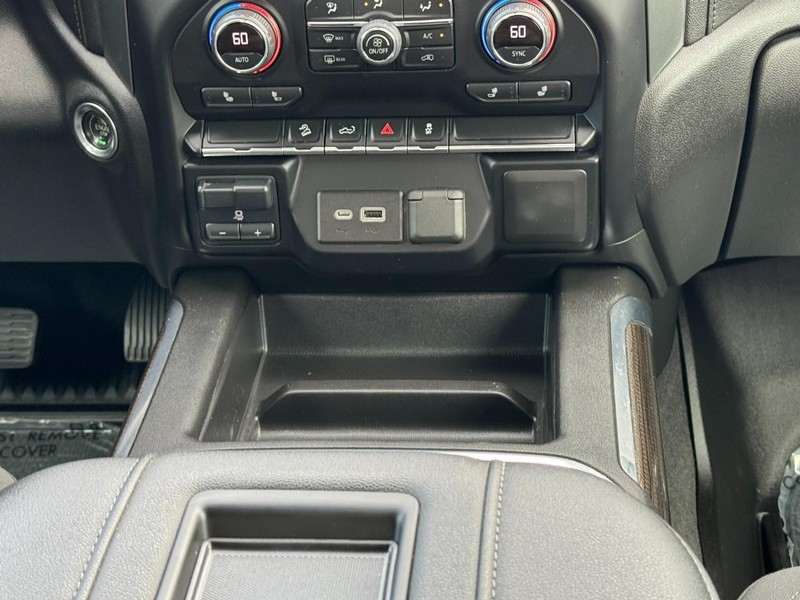 Chevrolet Silverado 1500 Vehicle Image 14