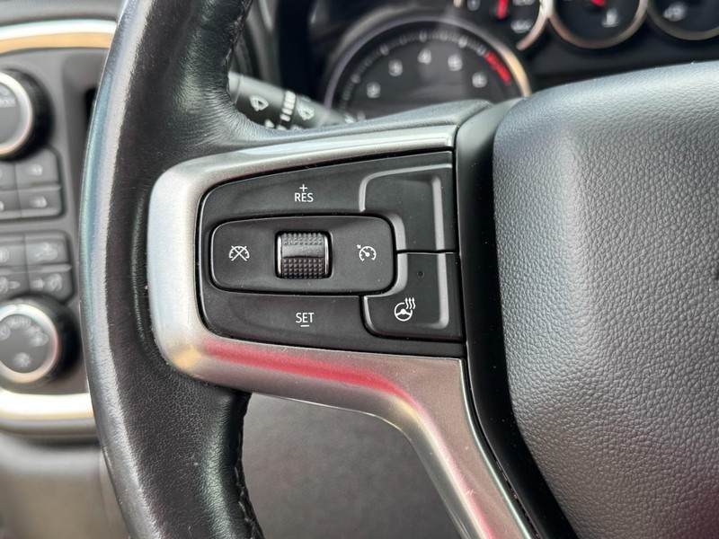 Chevrolet Silverado 1500 Vehicle Image 16