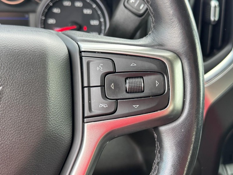 Chevrolet Silverado 1500 Vehicle Image 17