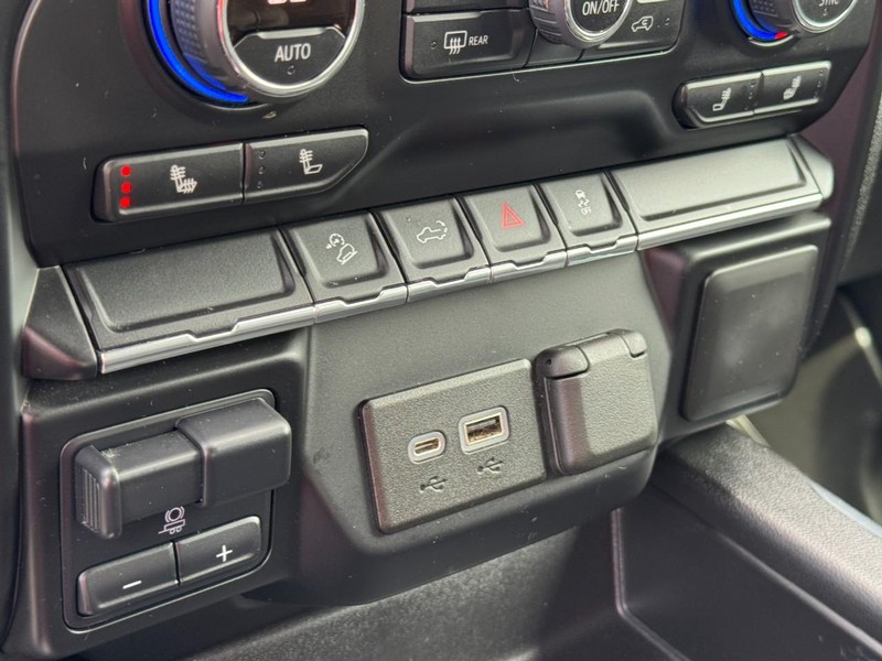 Chevrolet Silverado 1500 Vehicle Image 19