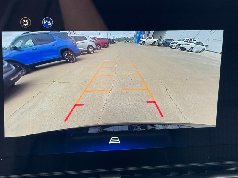 Chevrolet Equinox Vehicle Full-screen Gallery Image 20