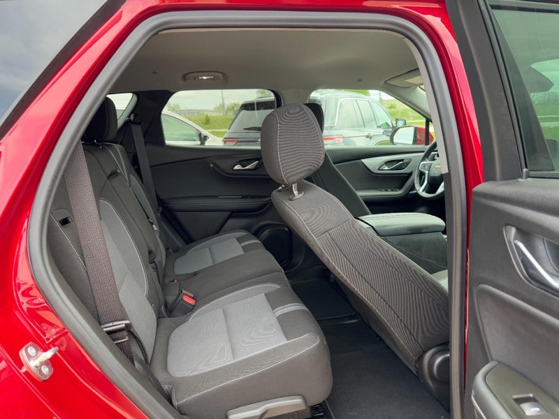 Chevrolet Blazer Vehicle Image 10