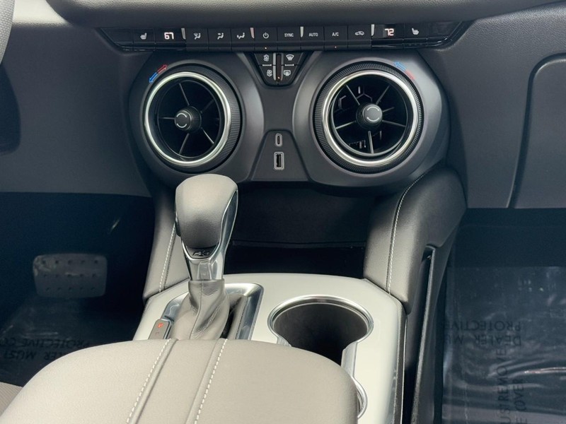 Chevrolet Blazer Vehicle Image 14