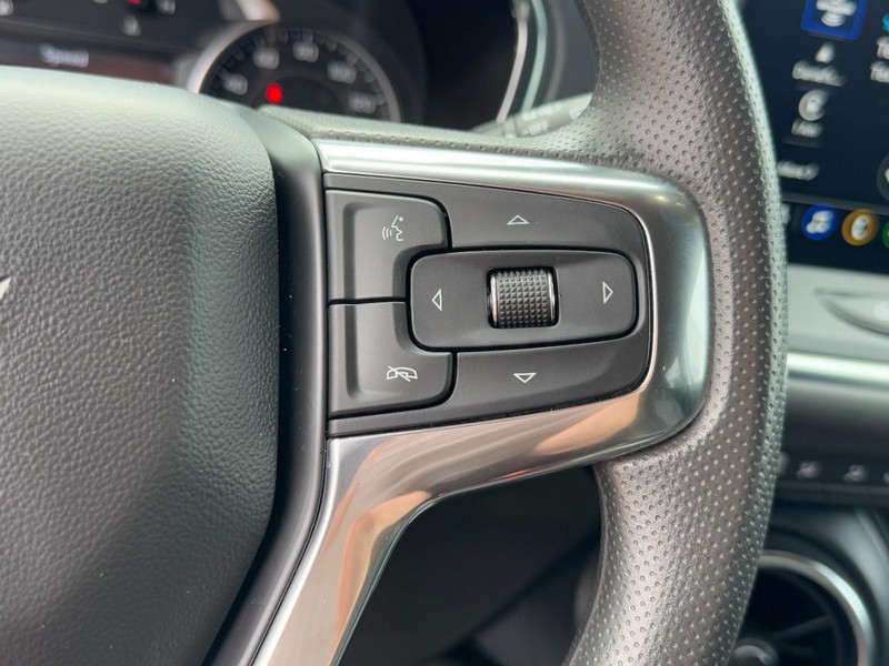 Chevrolet Blazer Vehicle Image 17