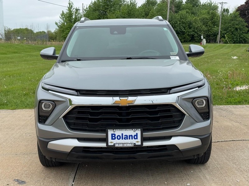 Chevrolet TrailBlazer Vehicle Full-screen Gallery Image 09