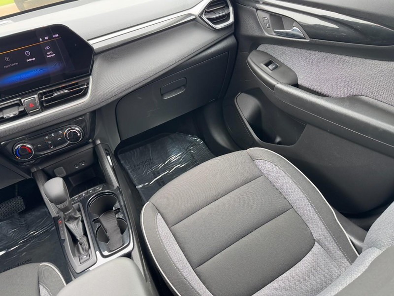 Chevrolet TrailBlazer Vehicle Full-screen Gallery Image 15
