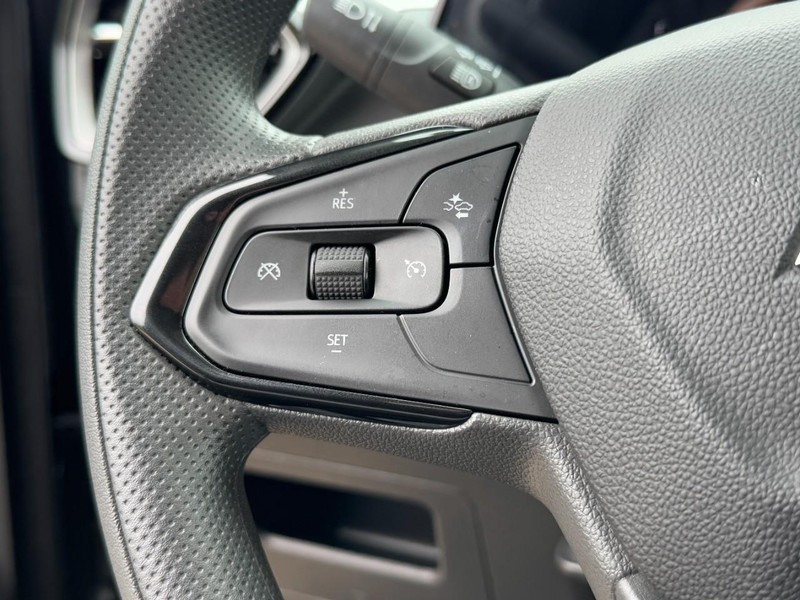 Chevrolet TrailBlazer Vehicle Full-screen Gallery Image 16