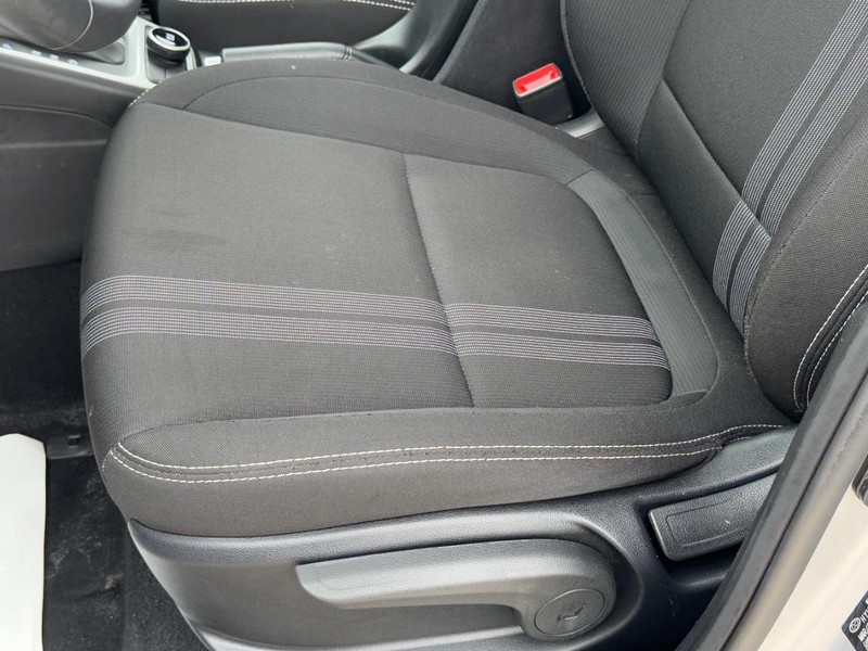Hyundai Venue Vehicle Image 22