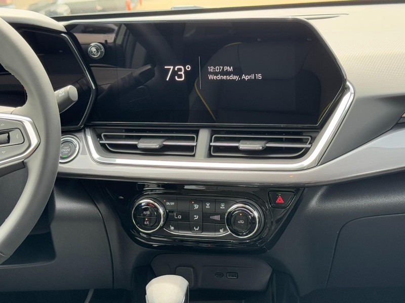 Chevrolet Trax Vehicle Image 08