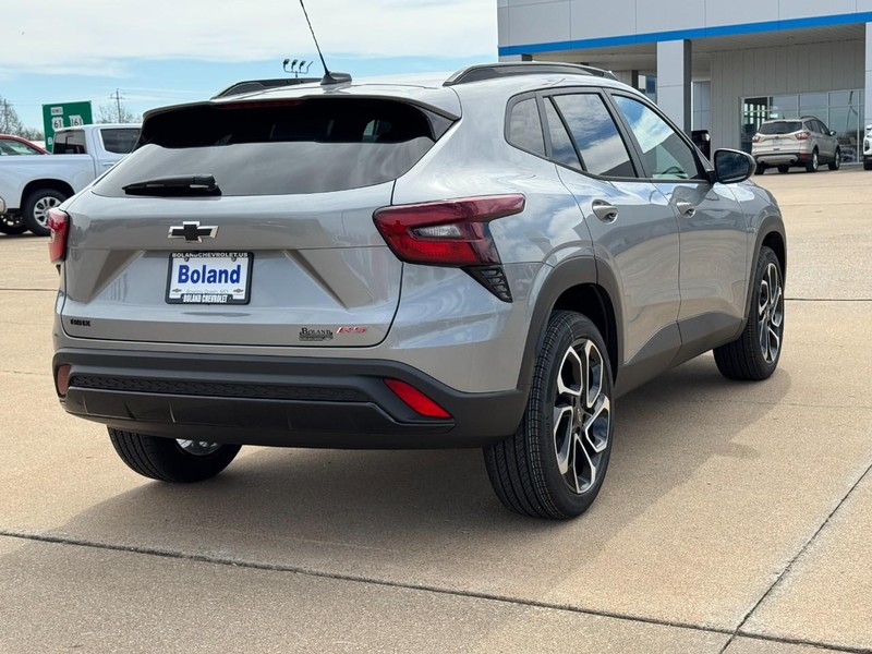 Chevrolet Trax Vehicle Image 03