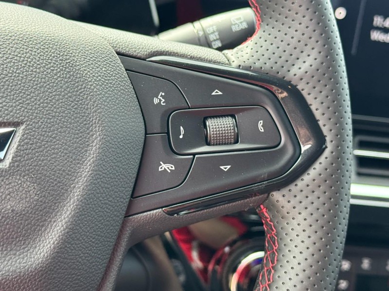 Chevrolet Trax Vehicle Image 11