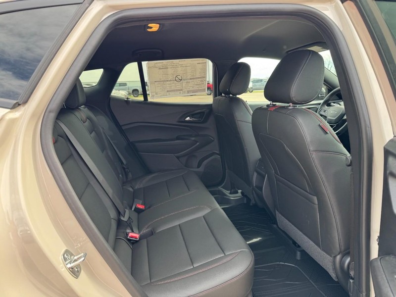 Chevrolet Trax Vehicle Image 05