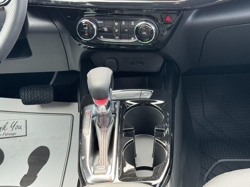 Chevrolet Trax Vehicle Image 09