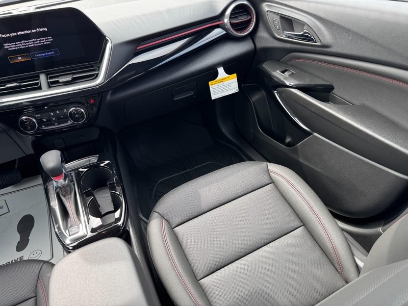 Chevrolet Trax Vehicle Image 10