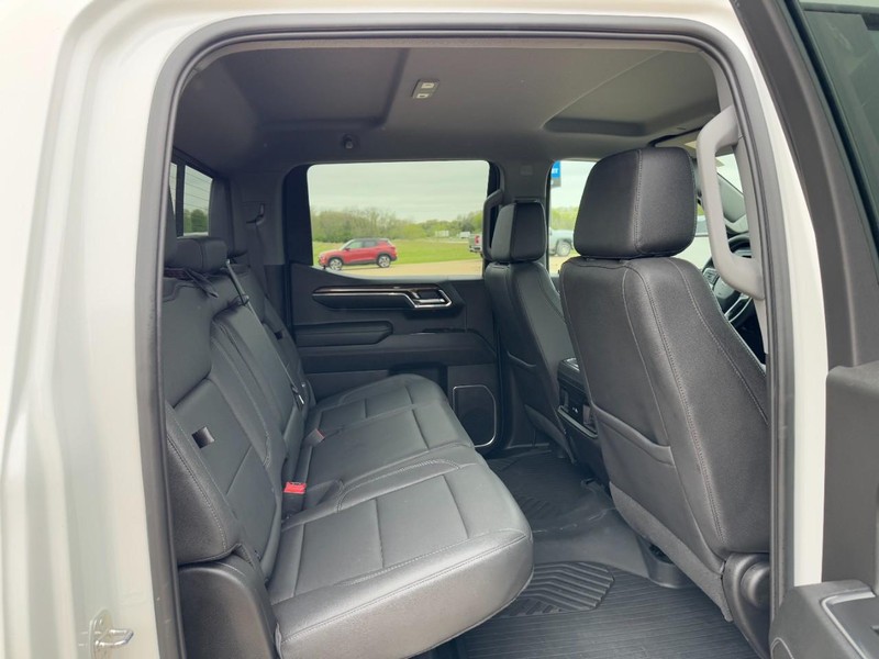 Chevrolet Silverado 1500 Vehicle Image 10