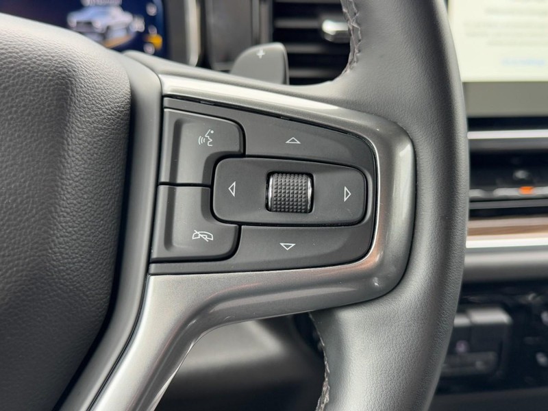 Chevrolet Silverado 1500 Vehicle Image 17