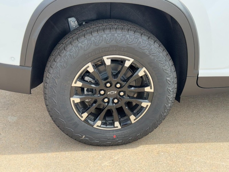 Chevrolet Traverse Vehicle Image 04