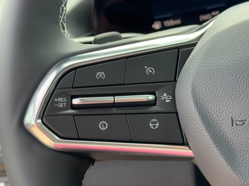 Chevrolet Traverse Vehicle Image 11