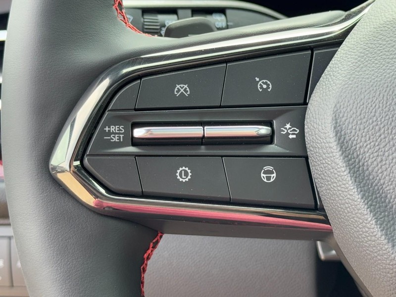 Chevrolet Traverse Vehicle Image 12