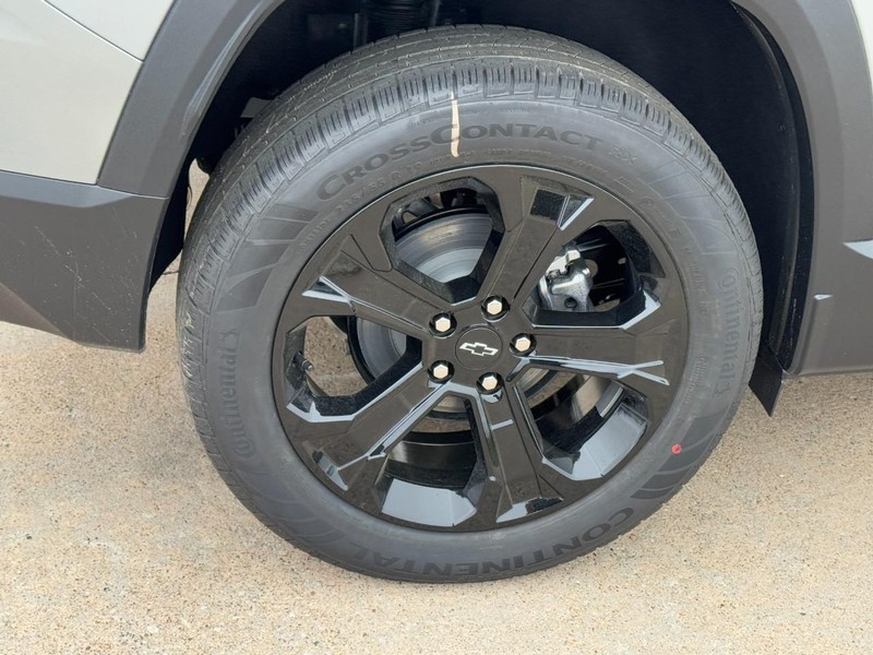 Chevrolet Equinox Vehicle Image 04