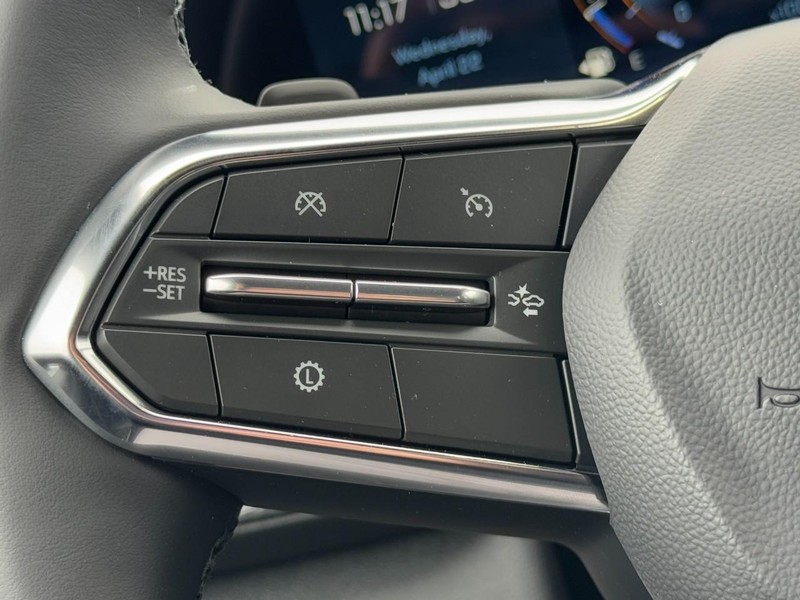 Chevrolet Equinox Vehicle Image 10