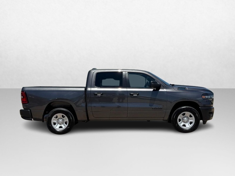 Ram 1500 Vehicle Image 02
