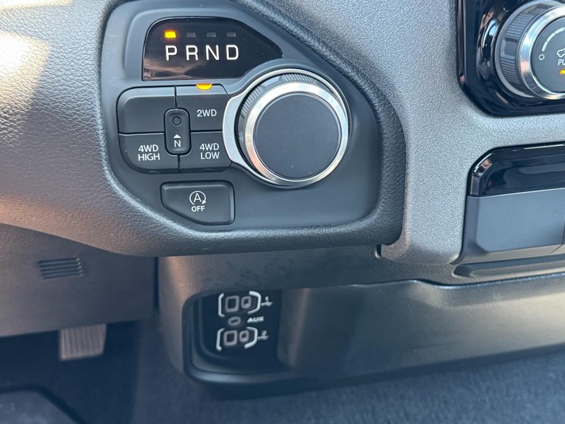 Ram 1500 Vehicle Image 19