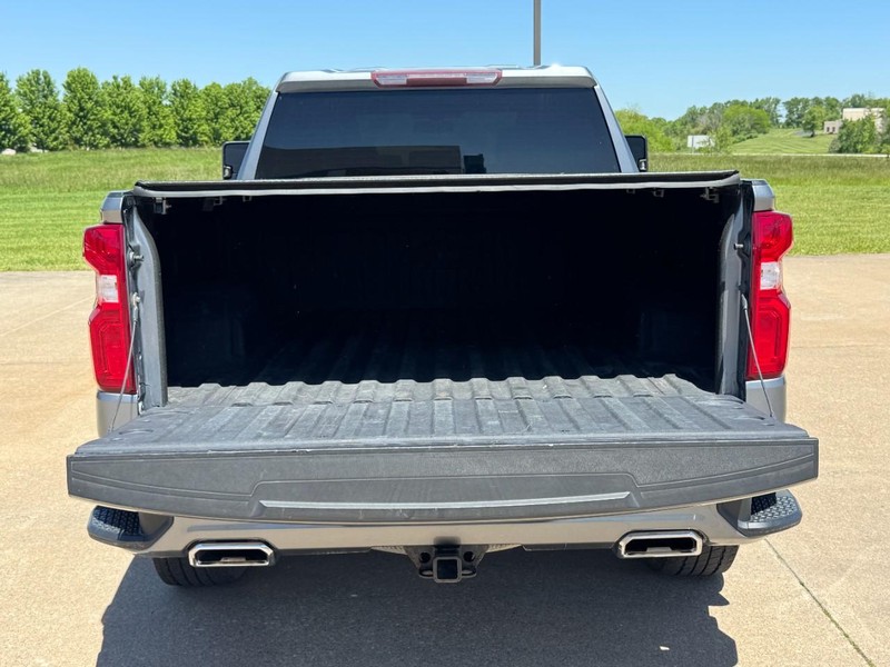 Chevrolet Silverado 1500 Vehicle Image 05