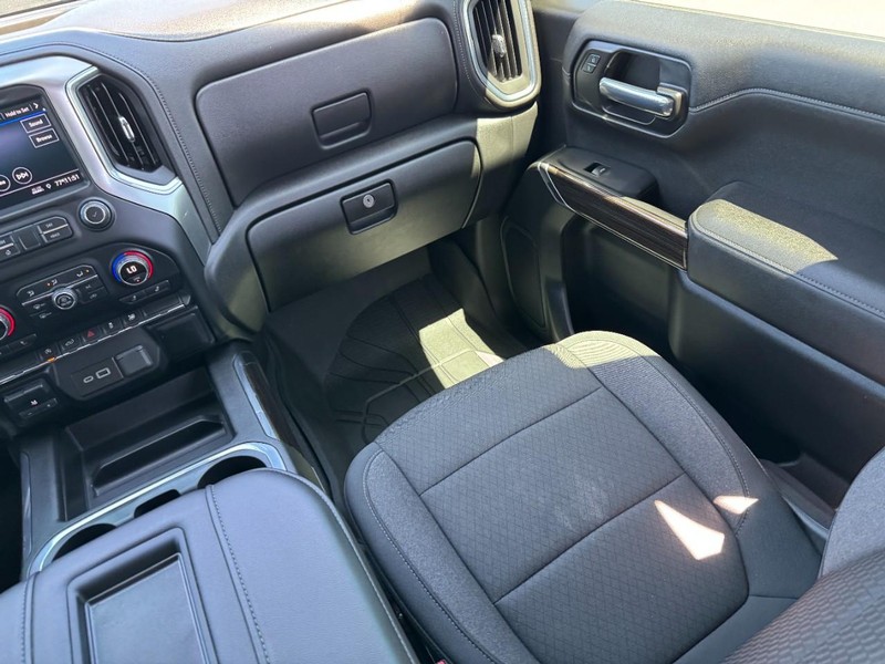 Chevrolet Silverado 1500 Vehicle Image 15