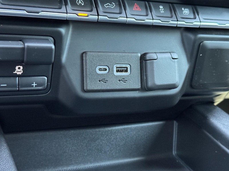 Chevrolet Silverado 1500 Vehicle Image 19