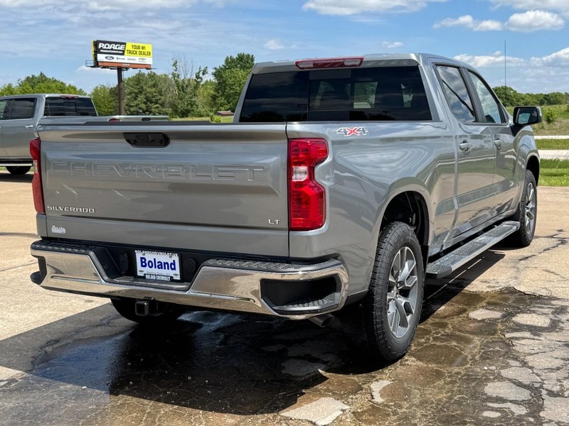 Chevrolet Silverado 1500 Vehicle Image 03