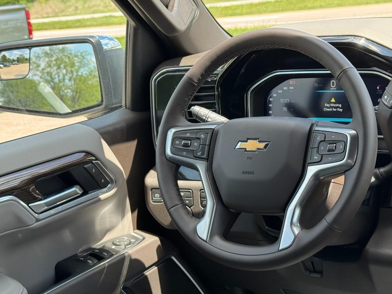 Chevrolet Silverado 1500 Vehicle Image 07