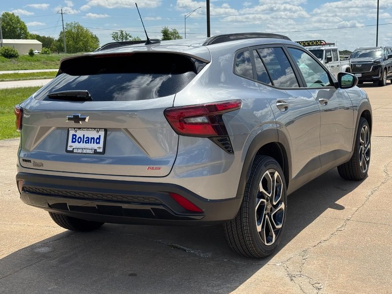 Chevrolet Trax Vehicle Image 03