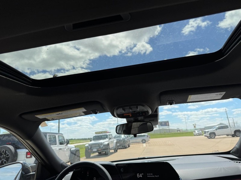 Chevrolet Trax Vehicle Image 06