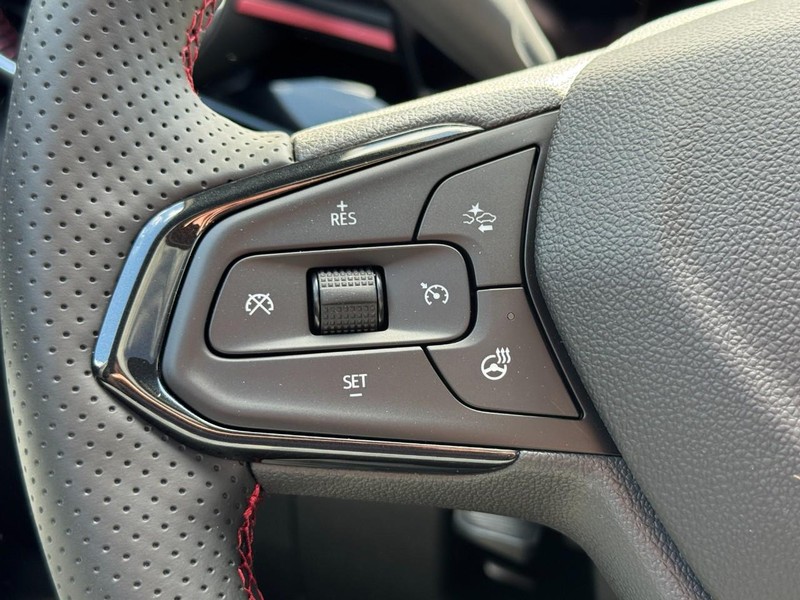 Chevrolet Trax Vehicle Image 11