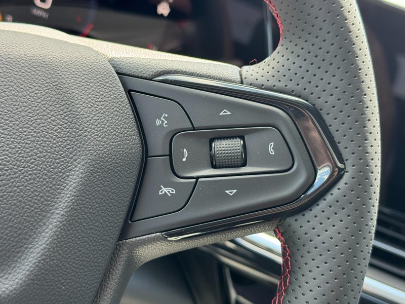Chevrolet Trax Vehicle Image 12