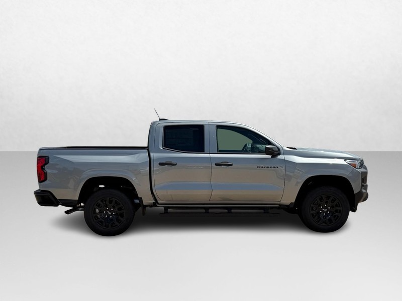Chevrolet Colorado Vehicle Image 02