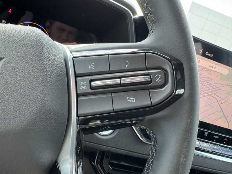 Chevrolet Colorado Vehicle Image 11