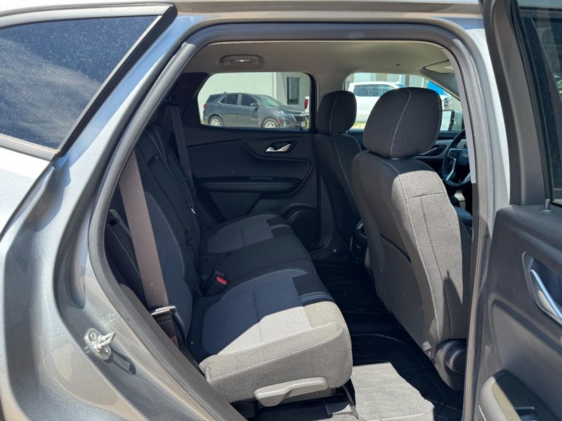 Chevrolet Blazer Vehicle Image 10