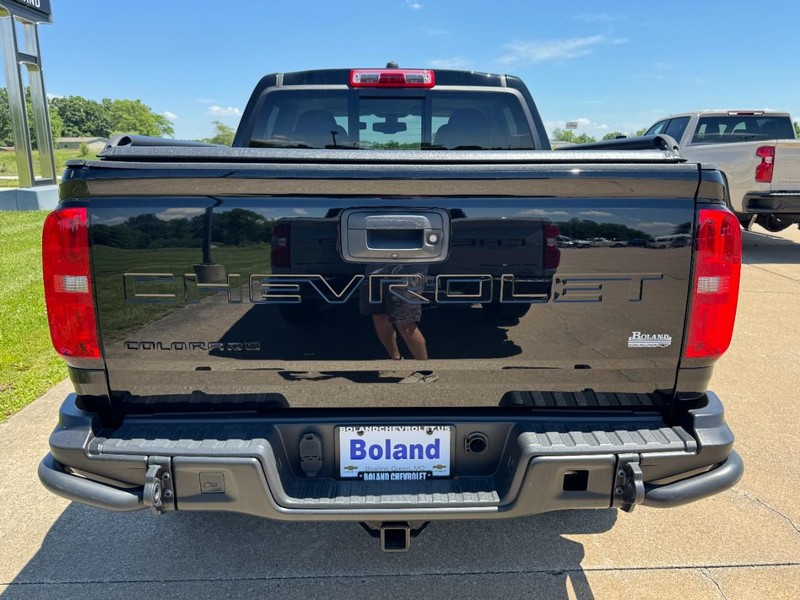 Chevrolet Colorado Vehicle Image 04