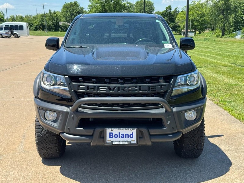 Chevrolet Colorado Vehicle Image 09