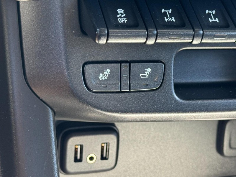 Chevrolet Colorado Vehicle Image 19