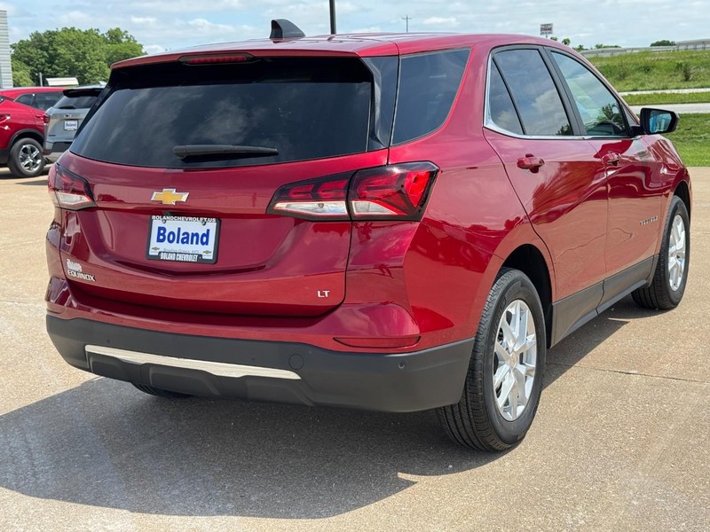 Chevrolet Equinox Vehicle Image 03