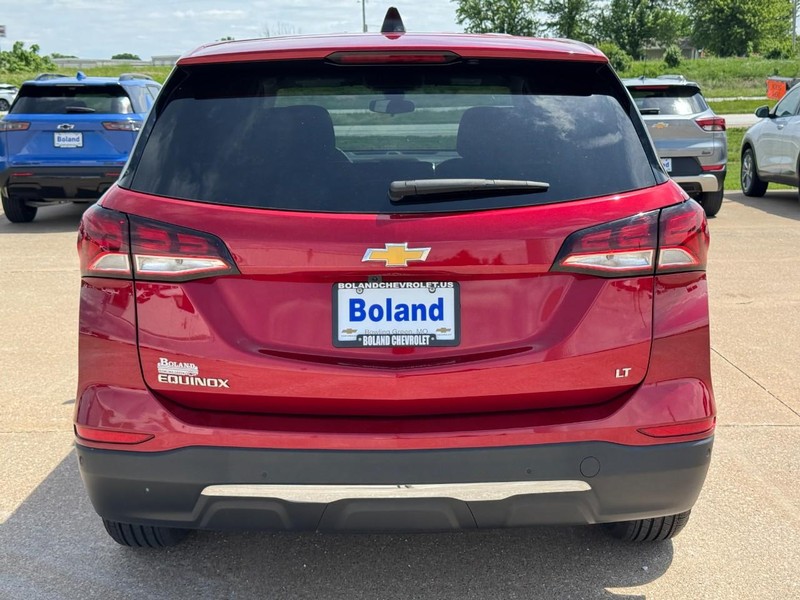 Chevrolet Equinox Vehicle Image 04